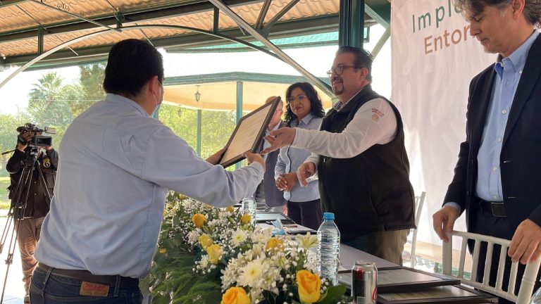 Entrega IMSS Coahuila distintivo Entornos Laborales Seguros y Saludables a Met-Mex Peñoles