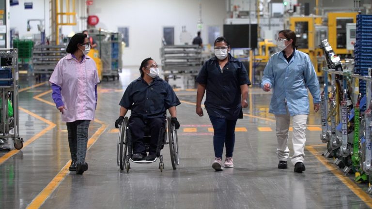 General Motors conmemora el Día Internacional de Personas con Discapacidad