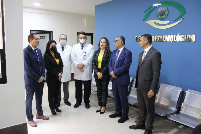 Inauguran en el Hospital Universitario Unidad Torreón de la UA de C un Centro Oftalmológico