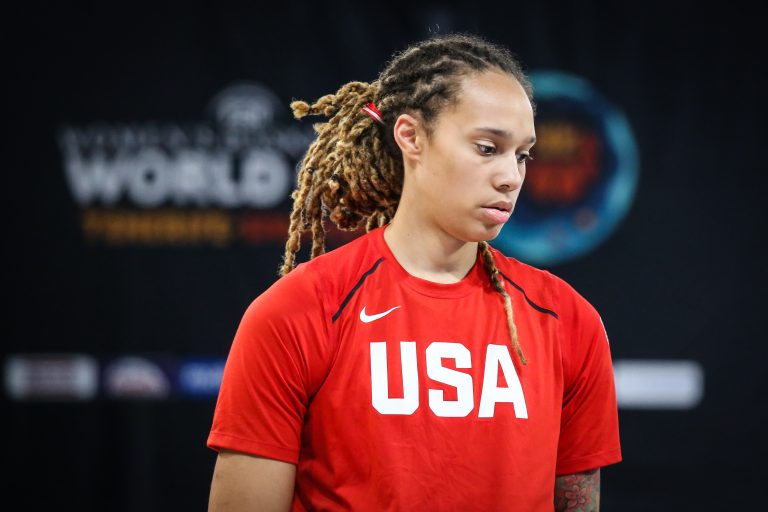 Rusia libera a basquetbolista Brittney Griner