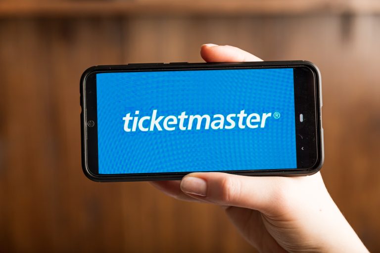 Va Profeco contra Ticketmaster para que devuelva 120% a defraudados