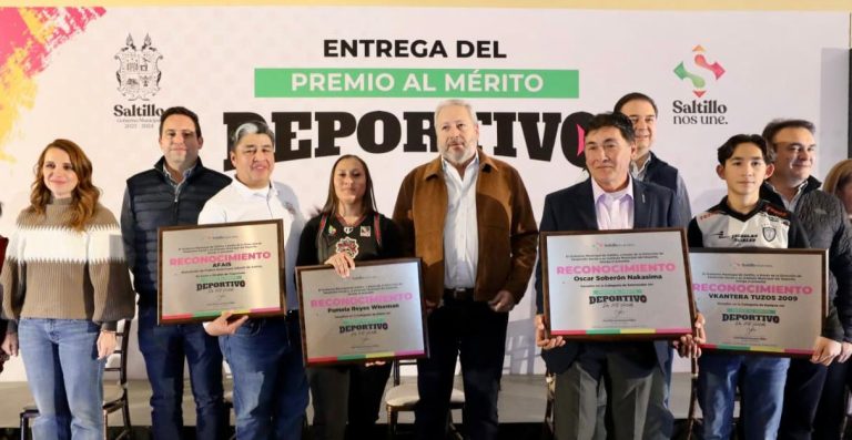 Entrega Chema Fraustro el Premio al Mérito Deportivo