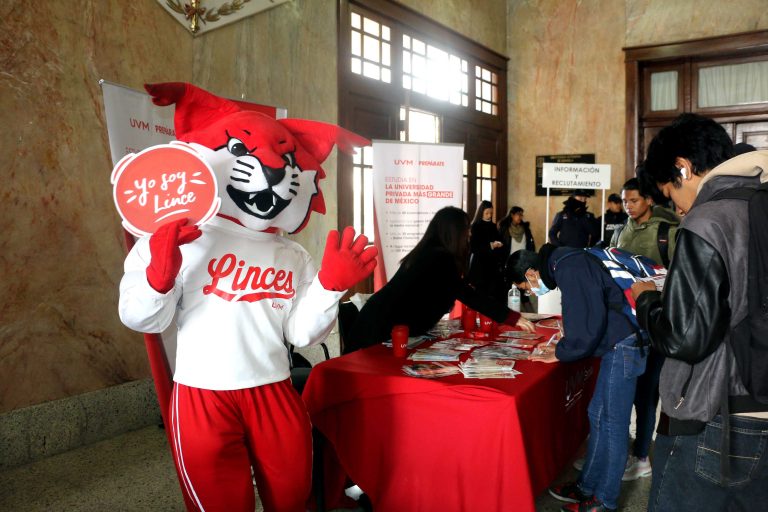 Realizan feria vocacional “Expo Universitaria Ateneo: Compartiendo Experiencias”