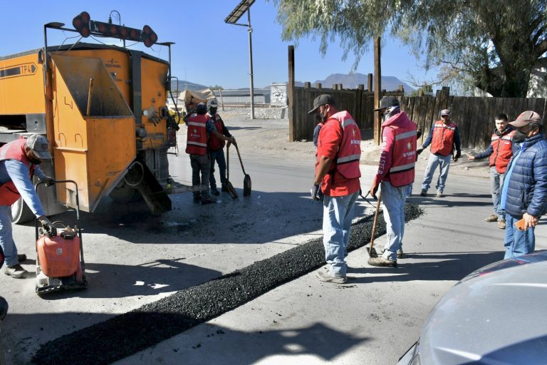 Comienzan con instalación de bordos para moderar velocidad de automovilistas 