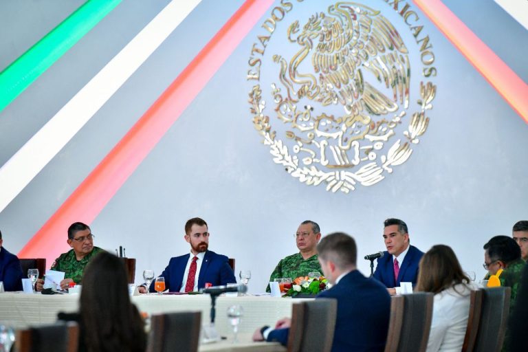 Fuerzas Armadas dieron muestra de lealtad a México: Alejandro Moreno