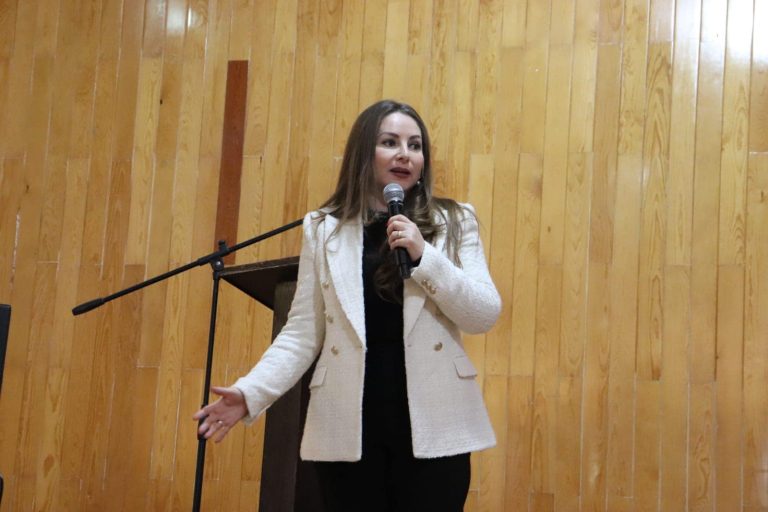 Instituto Coahuilense de las Mujeres imparte plática sobre trata de personas