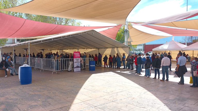 Responden saltillenses con entusiasmo a llamado del municipio para el pago del Predial