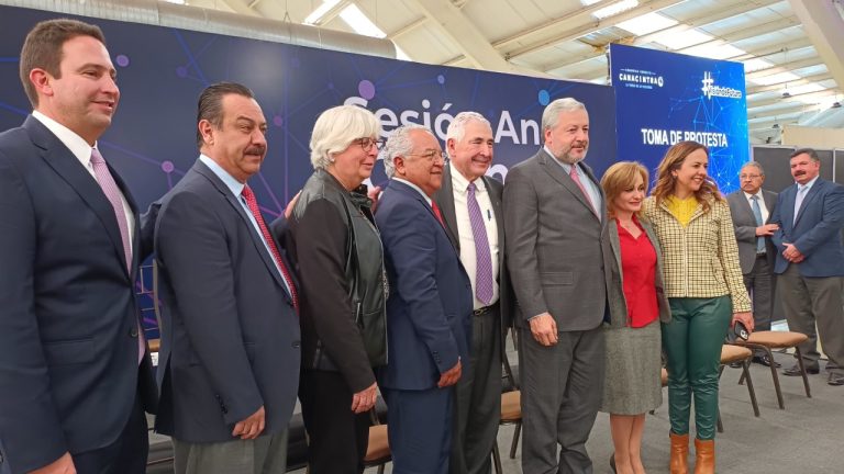 Rinde protesta Eduardo Garza para un segundo período al frente de CANACINTRA Coahuila Sureste