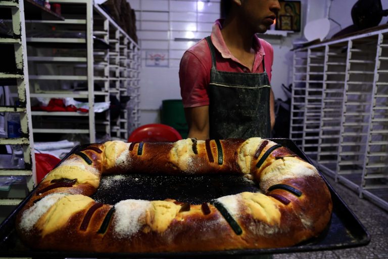 Roscas de Reyes registran alza de hasta 33% este 2023