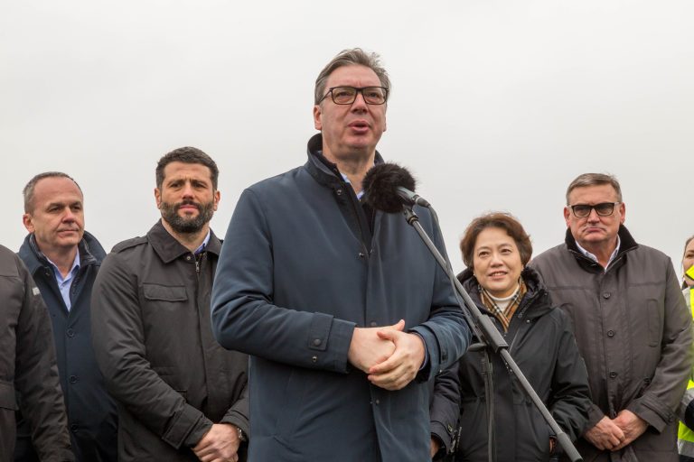 Serbia anuncia el descubrimiento de uno de los yacimientos de oro más grandes del mundo