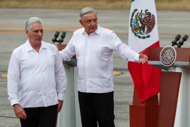 AMLO recibe al presidente de Cuba en Campeche