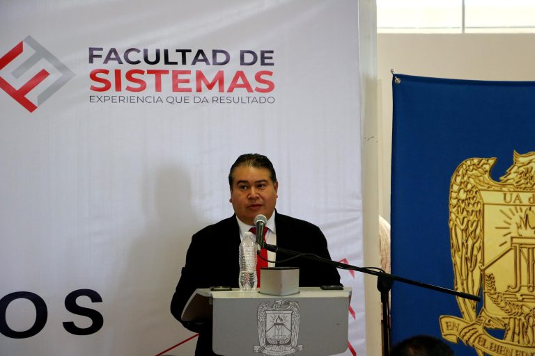 Rinde primer informe de actividades director de la Facultad de Sistemas US