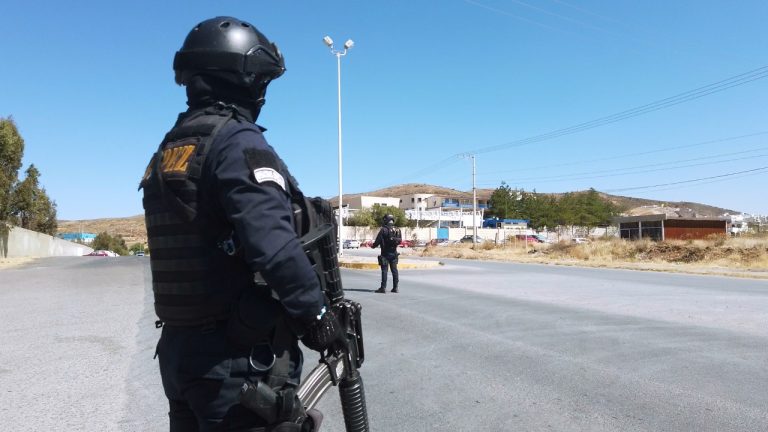 Matan a dos hombres en un campo de béisbol en Zacatecas