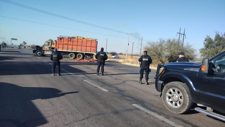 Otra vez Zacatecas… Realizan bloqueos y quemas de vehículos en carreteras