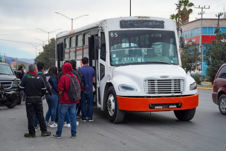 Piden denunciar abusos del transporte público en Ramos Arizpe