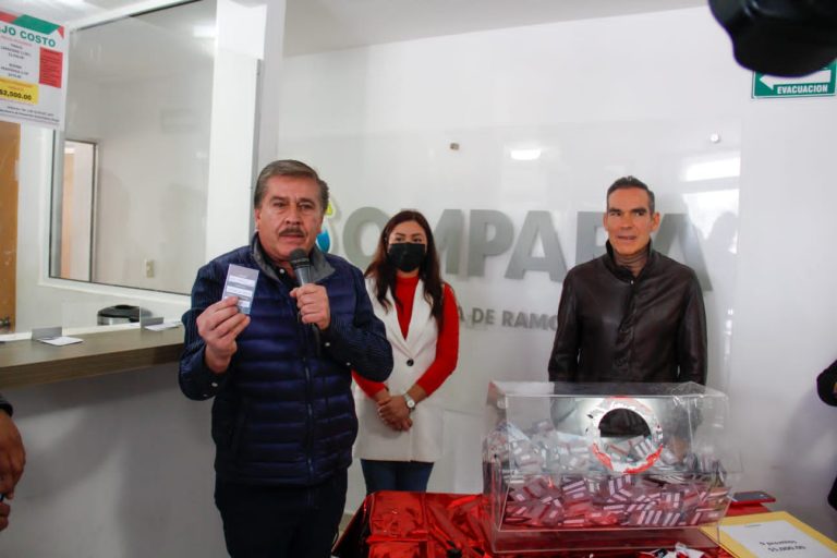 Premia COMPARA a cumplidos con anualidad 2023