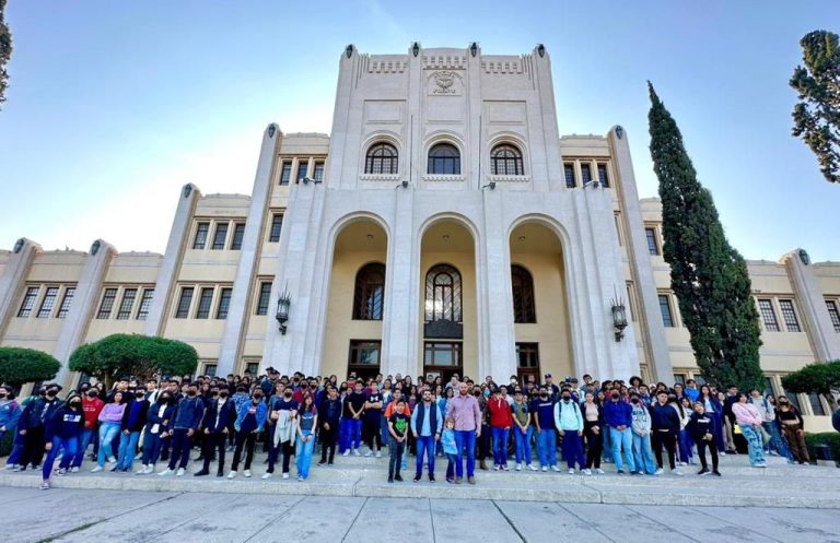 Se preparan más de 500 jóvenes con curso para el ExBach