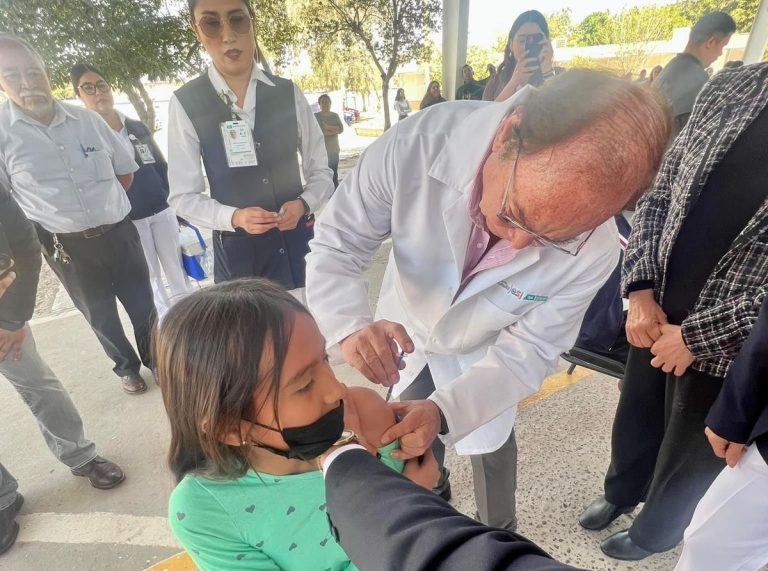 Cumple Salud Coahuila meta de aplicación de vacuna pediátrica Pfizer