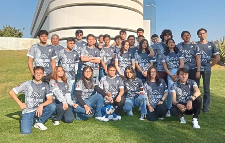 Destaca equipo de robótica de la PVC en la First Robotics Competition 2023