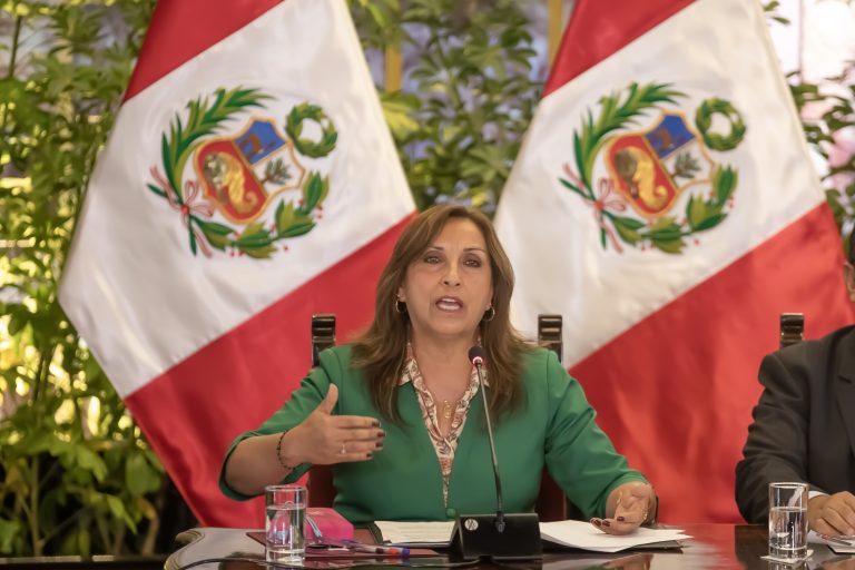 El Gobierno peruano da por terminadas las funciones de su cónsul en México