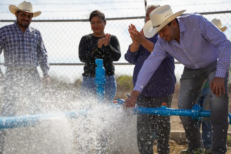 Entrega Chema Morales “Tú Eliges” en San Ignacio