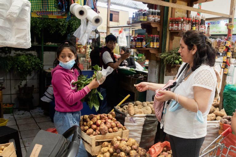 Inflación en México cede a 7.62% en febrero