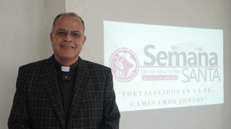 Presentan pormenores del Viacrucis de la Parroquia del Ojo de Agua en Saltillo 