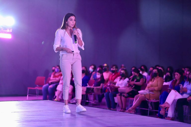 Traerá Jessica Fernández charla “Más allá del rosa” a Saltillo