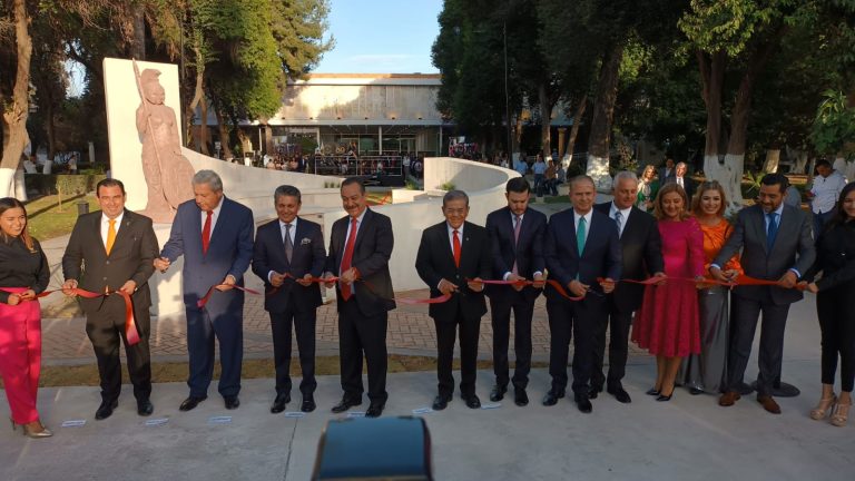 Celebran en Saltillo el 80 Aniversario de la Facultad de Jurisprudencia de la UA de C