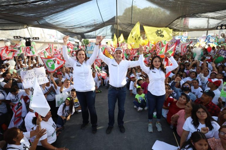 Centros de Salud Popular en las colonias: Manolo