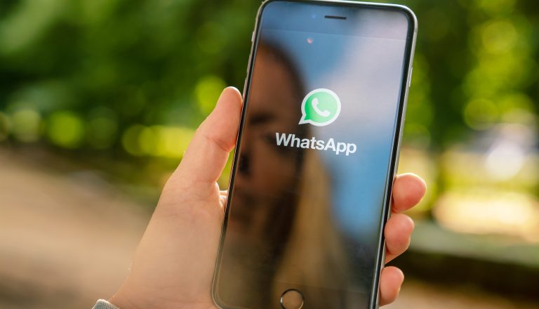 ¿Cómo ponerle candado a las conversaciones de WhatsApp?