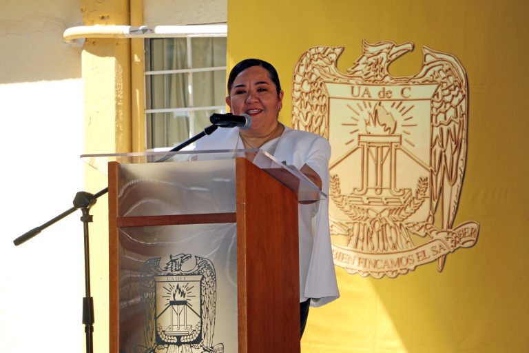 Directora de la Escuela de Bachilleres “Dr. Mariano Narváez González» rinde Segundo Informe