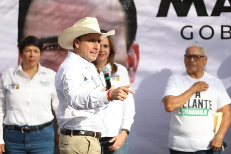 Avanza Manolo en su recorrido por el estado: llega a la región Centro Desierto