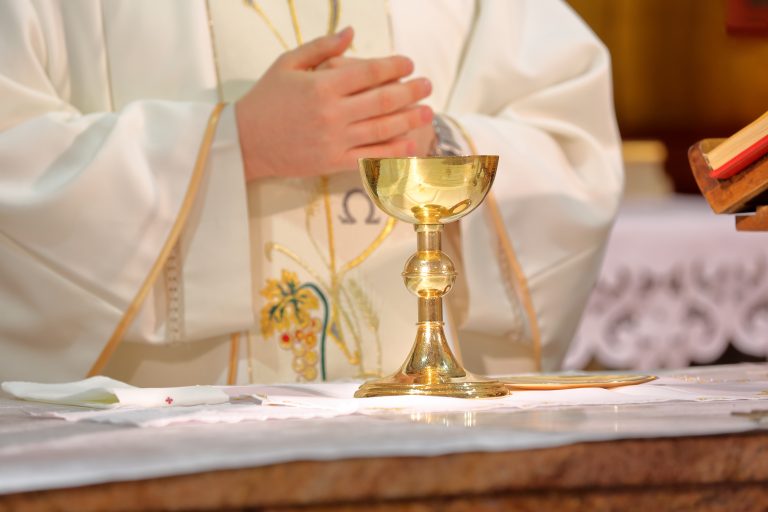 Iglesia católica convoca al Diálogo Nacional por la Paz