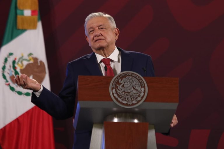 López Obrador critica a ministros de SCJN por invalidar pase de GN a Sedena