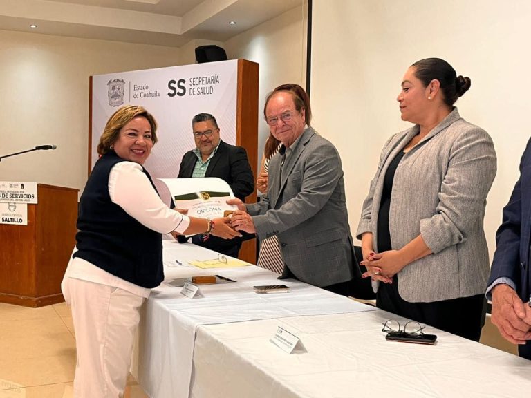 Reconocen compromiso de trabajadores del sector salud de Coahuila