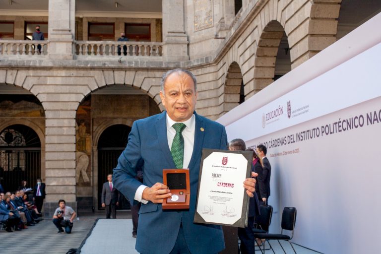 Transfiere conocimiento del laboratorio al campo