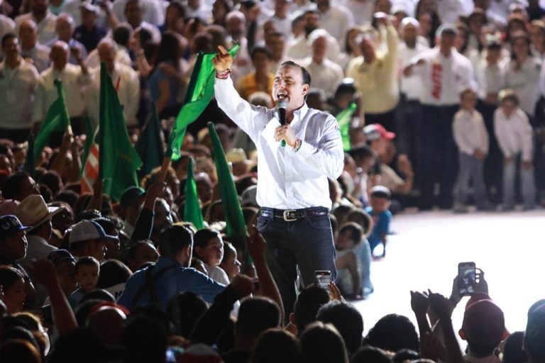 Vamos a ganar, pero no hay que confiarnos; dice Manolo a coahuilenses