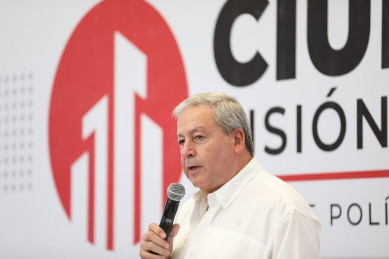 Destaca Chema Fraustro importancia de compartir políticas públicas exitosas