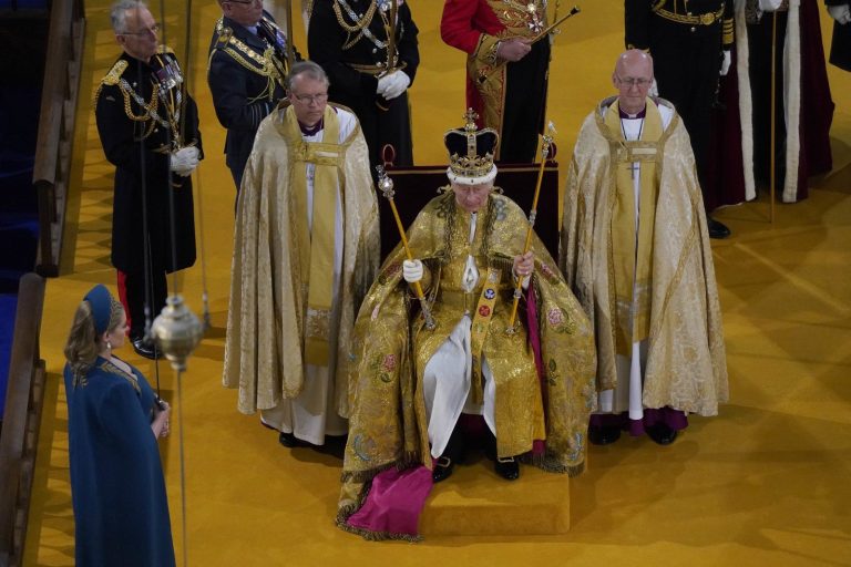 México felicita a Reino Unido por la coronación del rey Carlos III