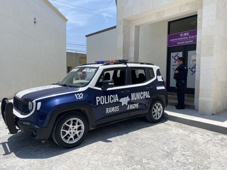 Policía Preventiva Municipal apoya al IEC con vigilancia en Comité Municipal