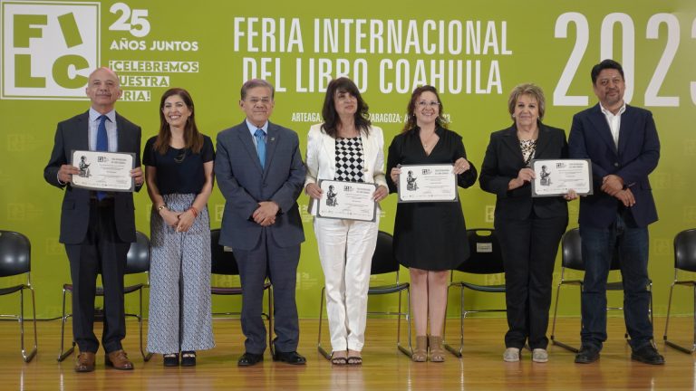 Reconocen a ex directores y fundadores de la Feria Internacional del Libro Coahuila