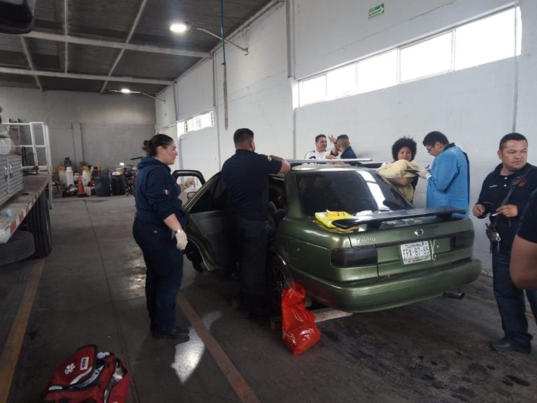 Atienden parto en estación de bomberos