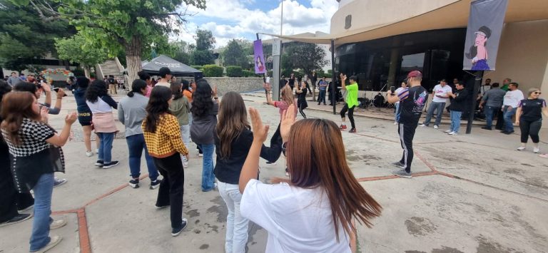 Con actividades culturales celebran Día del Estudiante