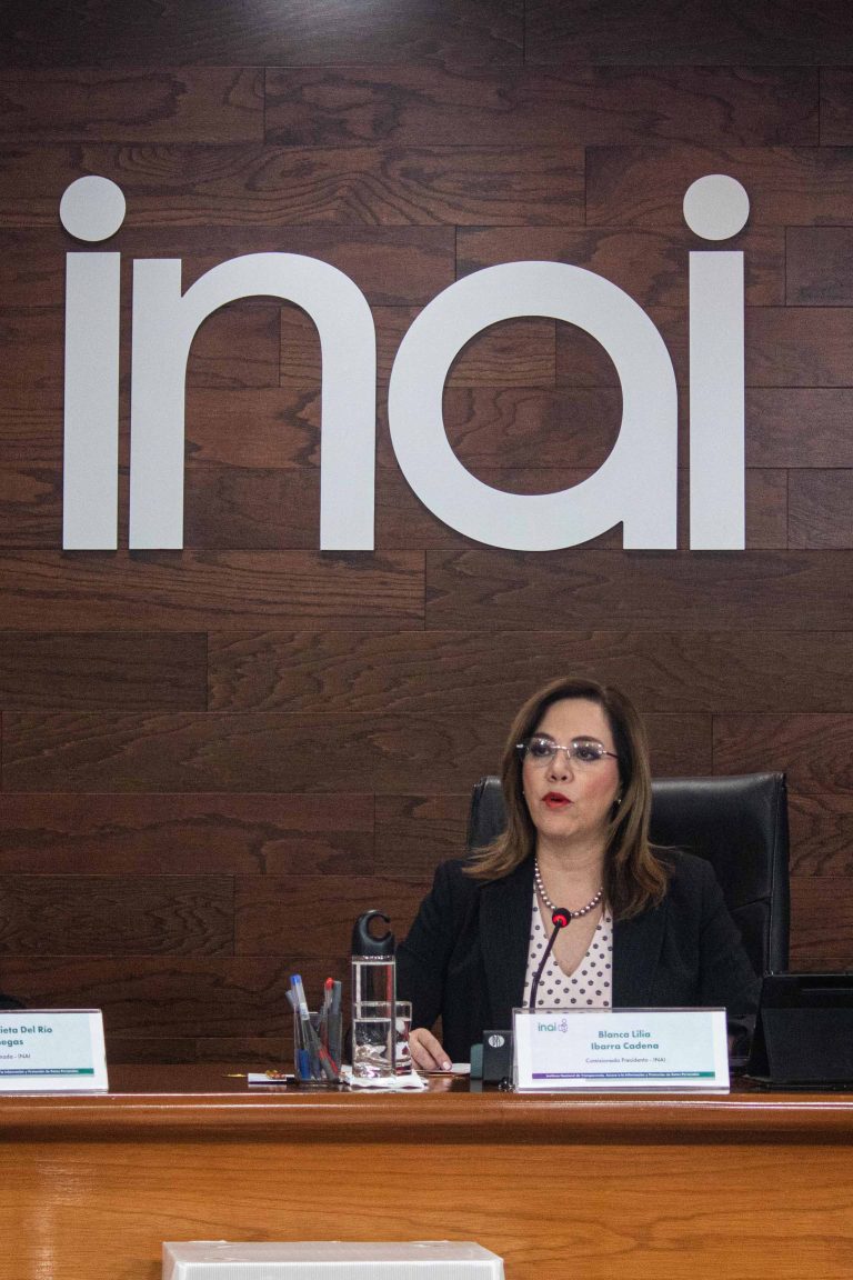 Dan suspensión definitiva contra omisión para comisionados de INAI