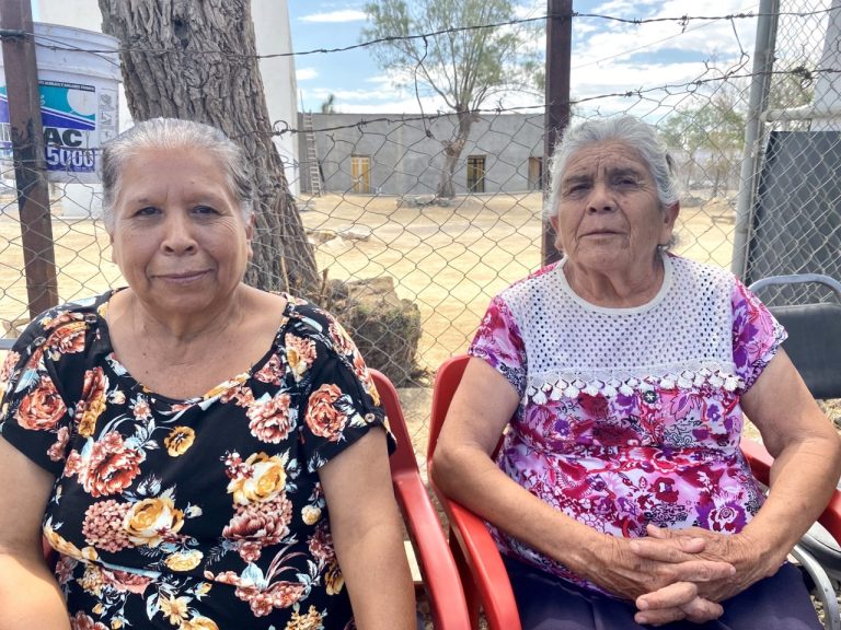 En ejido San Ignacio, habitantes reconocen trabajo de Chema Morales