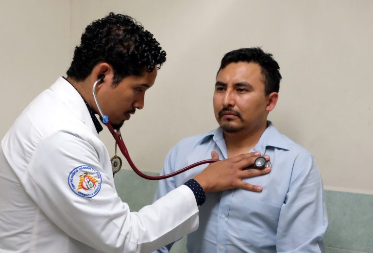 Llama IMSS Coahuila a procurar la salud cardiovascular para prevenir enfermedades del corazón en etapa adulta