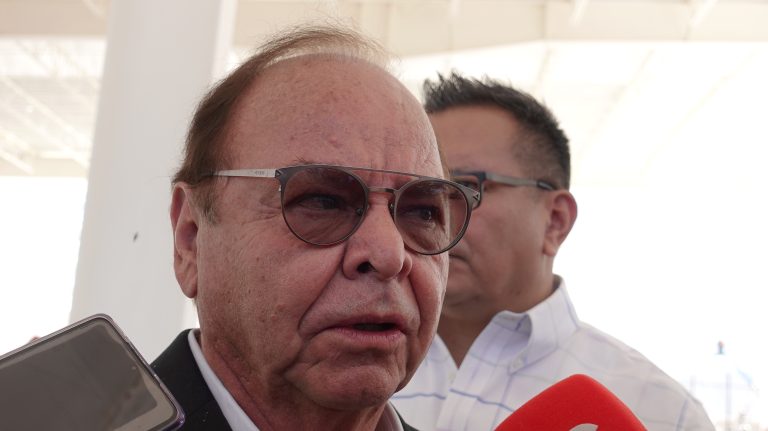 “No vemos ni para cuándo”, secretario de Salud sobre aplicación de refuerzos antiCovid para niños en Coahuila