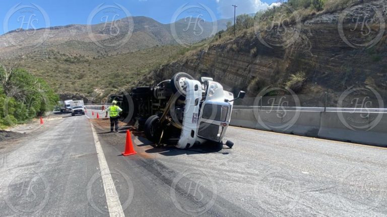 Par de accidentes en Los Chorros provocan horas de caos vial