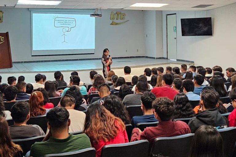 Arranca programa ‘Yo me sumo’, con la conferencia ‘hombres de verdad’, en la Universidad Tecnológica de Coahuila